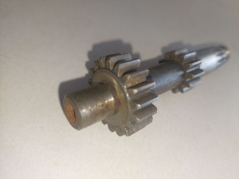 Walek zdawczy tryb skrzynia simson sr2 na pedała ddr ifa