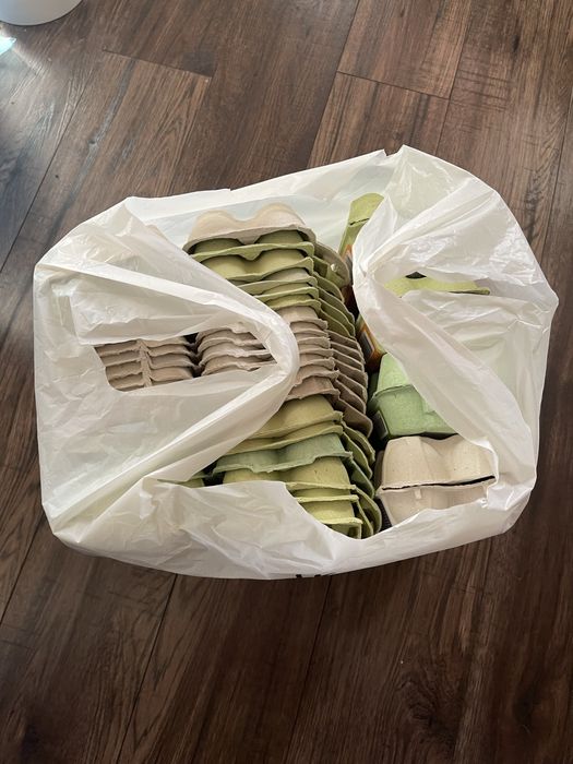 Упаковка для яєць (картонні)