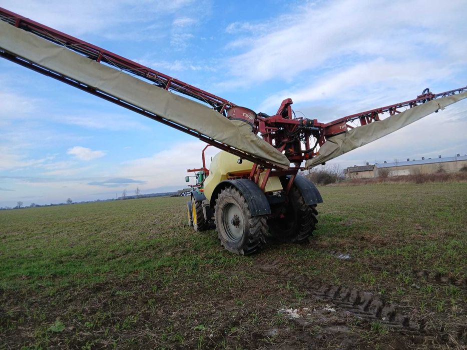 Opryskiwacz Hardi Commander TWIN 7000