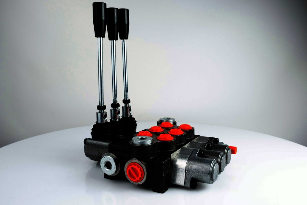 Гидравлический распределитель для автовышки АГП 3-х секц, замена ВММ10