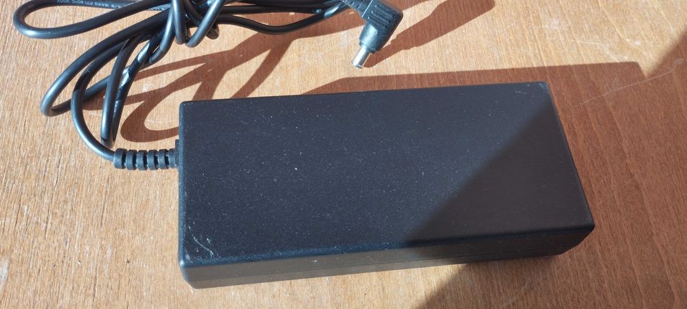 Блок живлеяння Sony APDP-100A1A 19.5в 5.2а