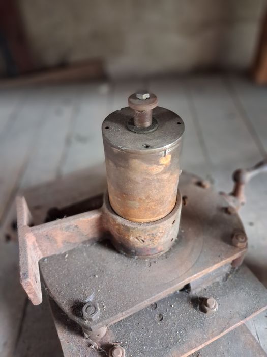 Stary używany SUPORT imak sanki do tokarki