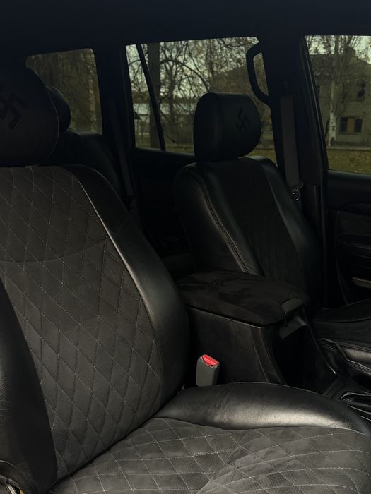 Toyota Prado 4.0 ГАЗ бензин полный привод