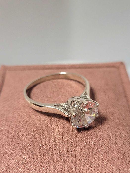 SREBRNY Pierścionek z Kryształem Górskim Cudo Srebro 925