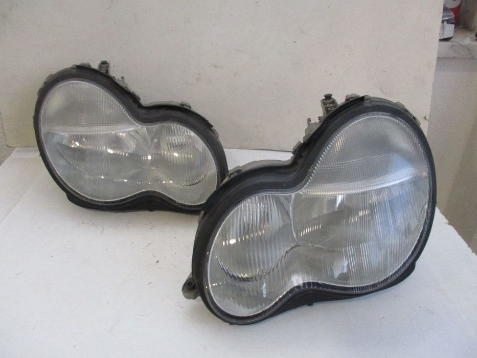 Farol Optica Mercedes W203 Classe C Esquerdo Direito