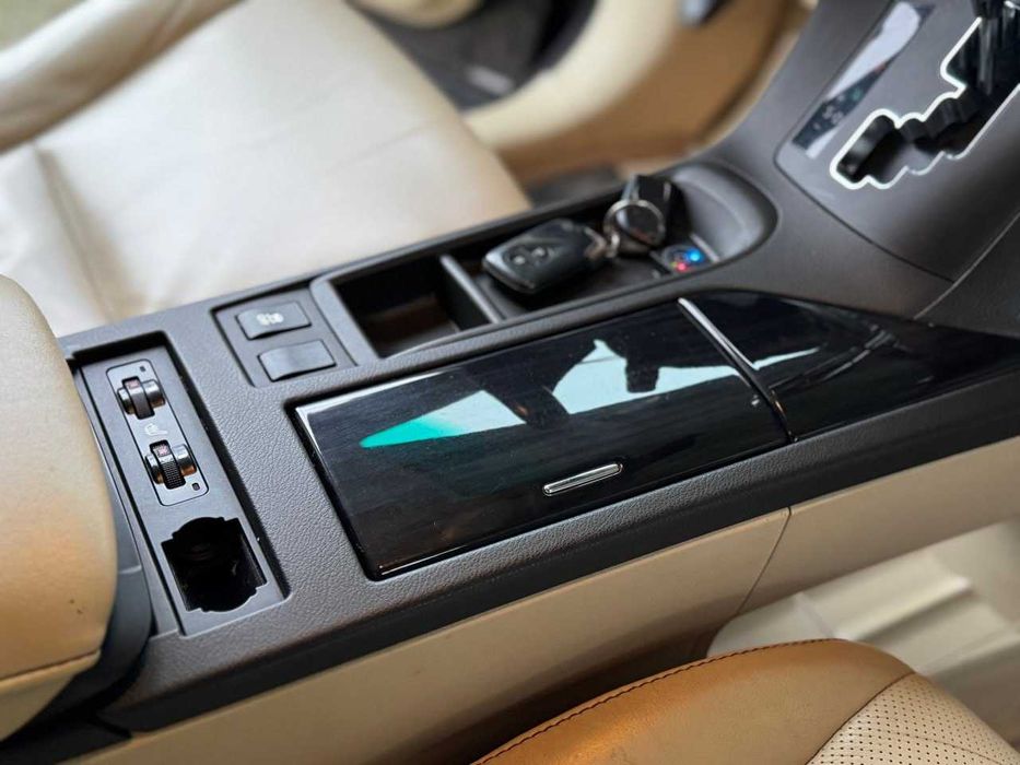 Продам  Lexus RX 2013. Можна в розстрочку, під викуп.