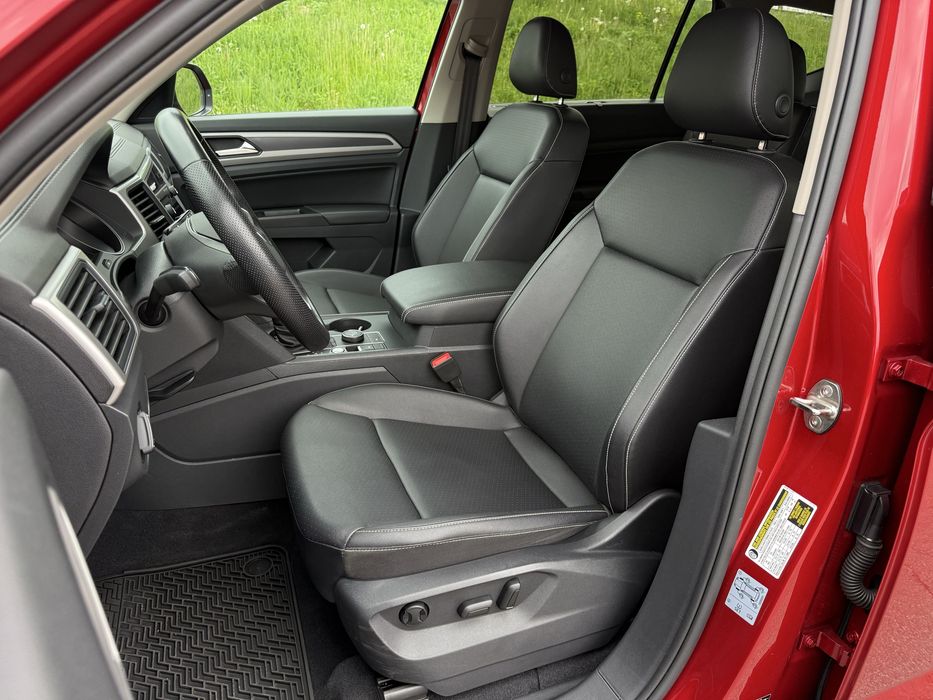 Volkswagen Atlas  2020 року 3.6 бензин автомат, повний привід, 68т. км.