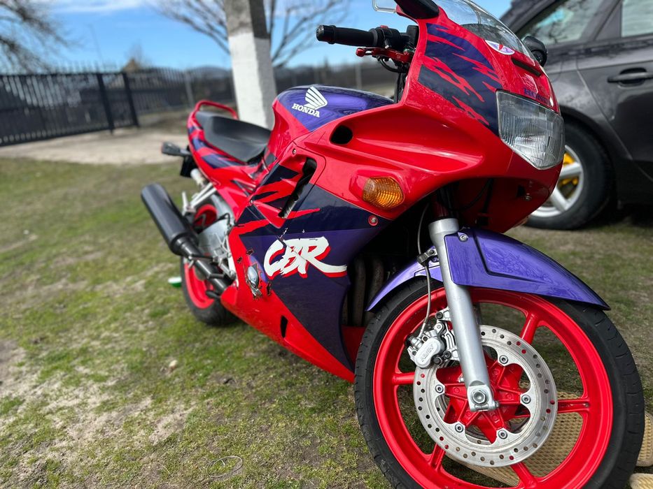 Honda CBR 600F 2