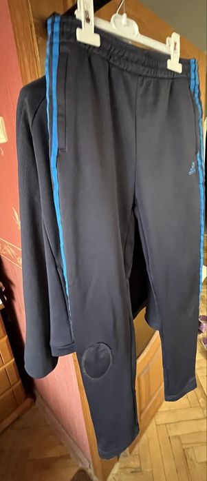 Спортивный костюм Адидас, оригинал, 164 см