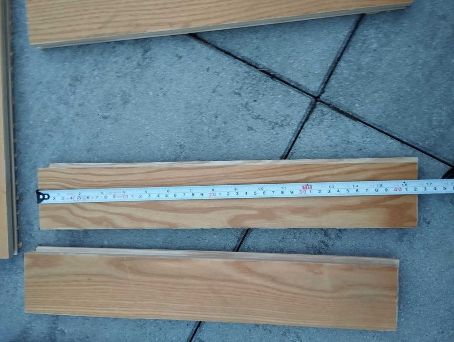 Parkiet jesionowy – używany, zdjęty z salonu