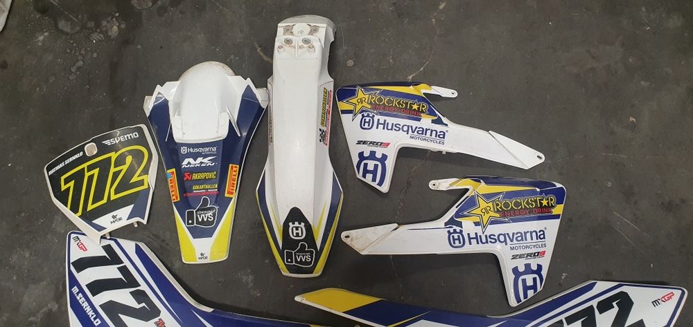 Komplet Plastików Boczek Błotnik bok Husqvarna tc 125 tc 250 FC 350