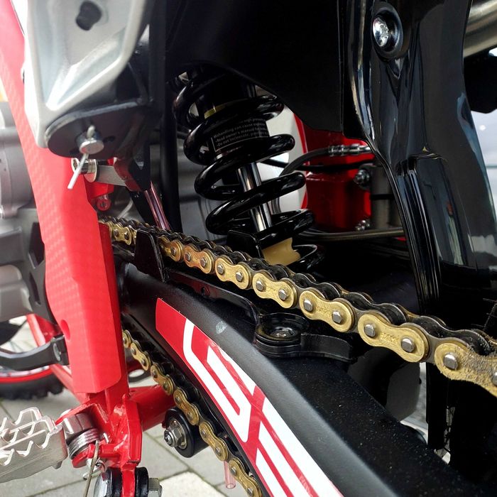 Мотоцикл GEON TRX 300 YGH, LX176FMN, 26 к.с, 21/18 балансвал, доставка