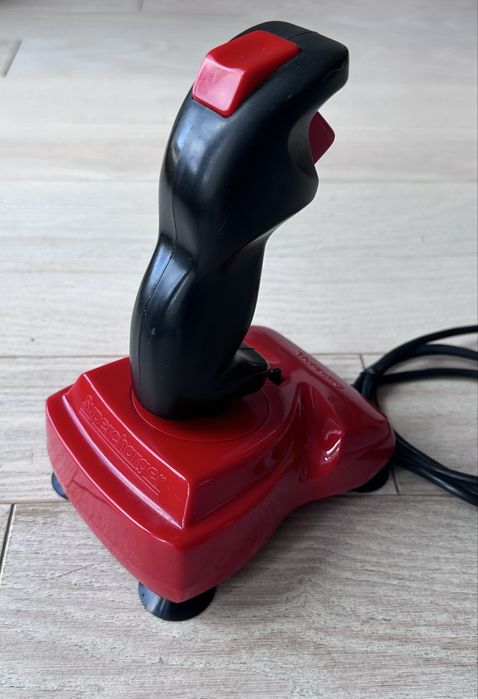 Joystick QuickJoy III Supercharger sprawny mikrostyki Atari Commodore Amiga CPC464