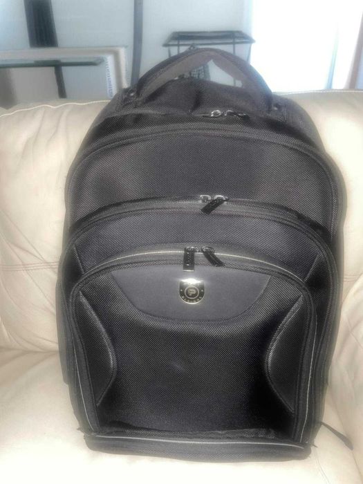 Mochila PORT Manhattan (Universal - 17.3'' - Preto)