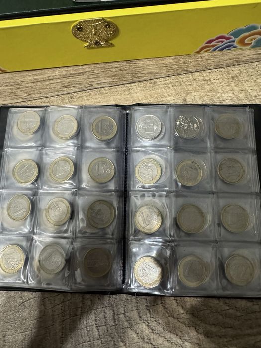 Продам монеты Серебро