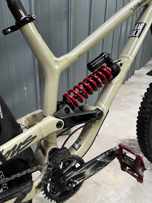 Bicicleta Commencal Furious 2021 – Tamanho M/L