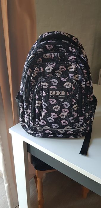 Plecak szkolny Backup usta + piórnik