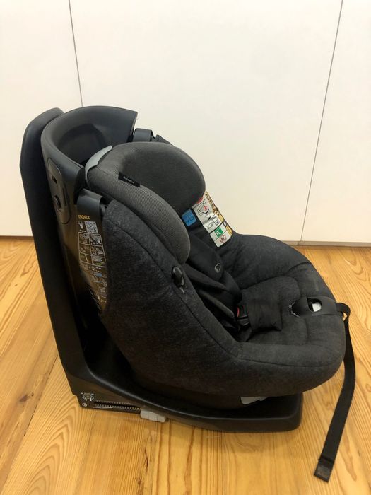 Bebe Confort Axiss Fix Nomad Black
