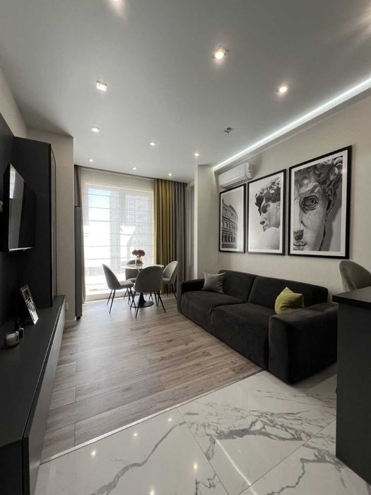 Максимовича Трутенка 28Д  Нова Англія  Честер ремонт дві спальні