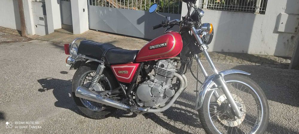 Suzuki Gn250 em  bom estado 1992