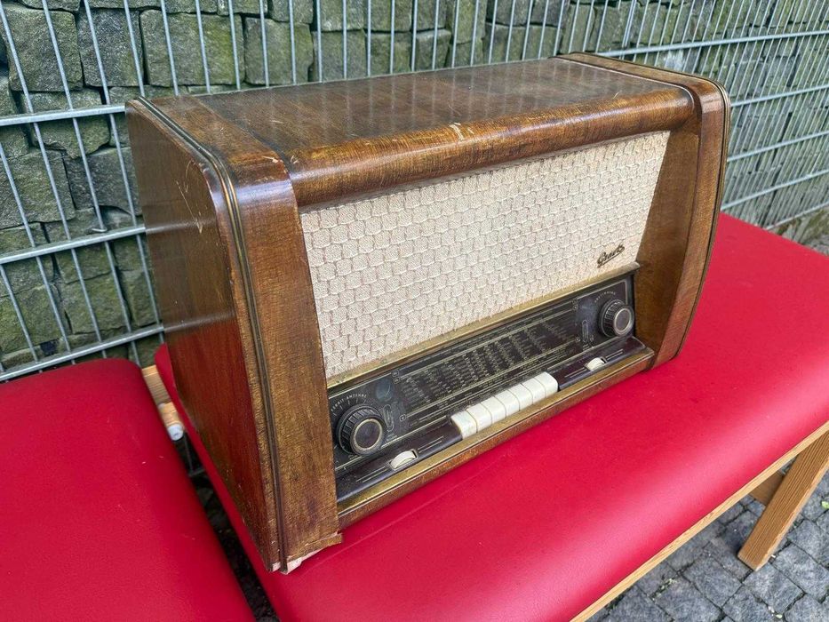 Radio w stylu retro