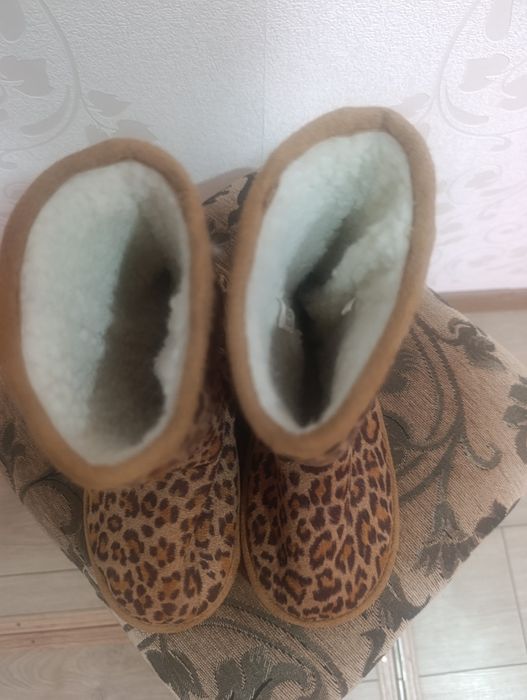 Теплі уггі сапоги 19см  леопард для дівчинки