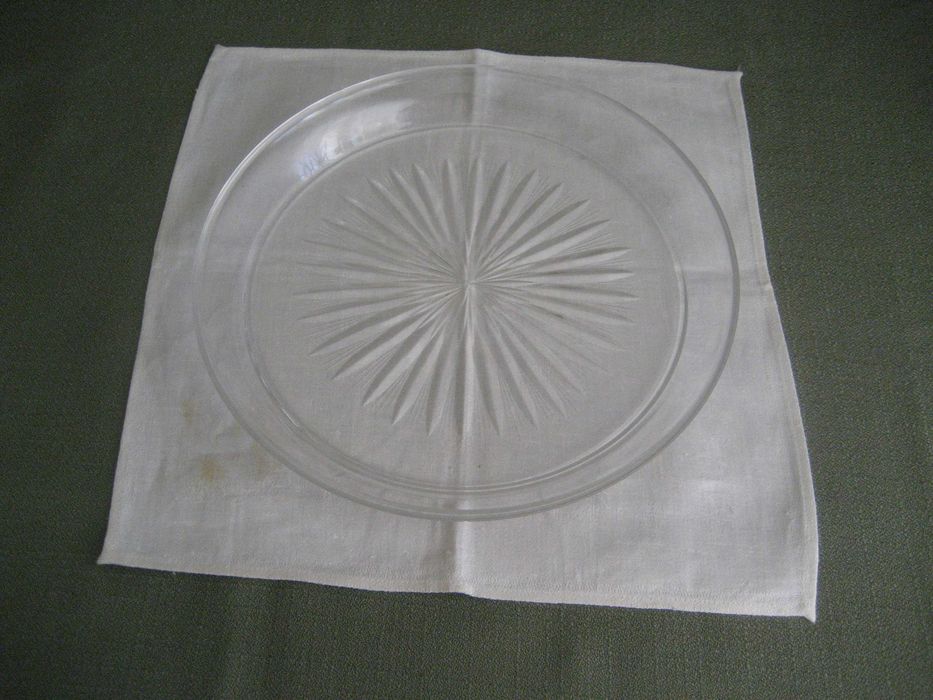 Хрустальное блюдо