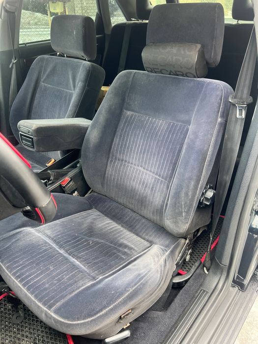 Audi a6c4 2.5tdi 140кс