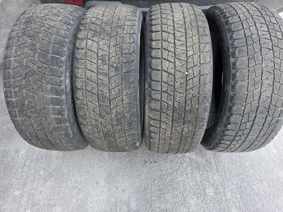 Bridgestone 235 55 19