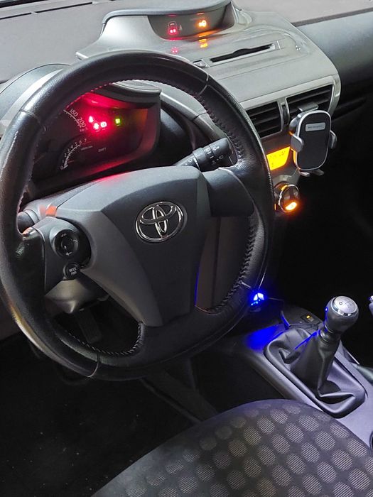 Toyota iQ 1.33 VVT-i - 98 CV – 2010