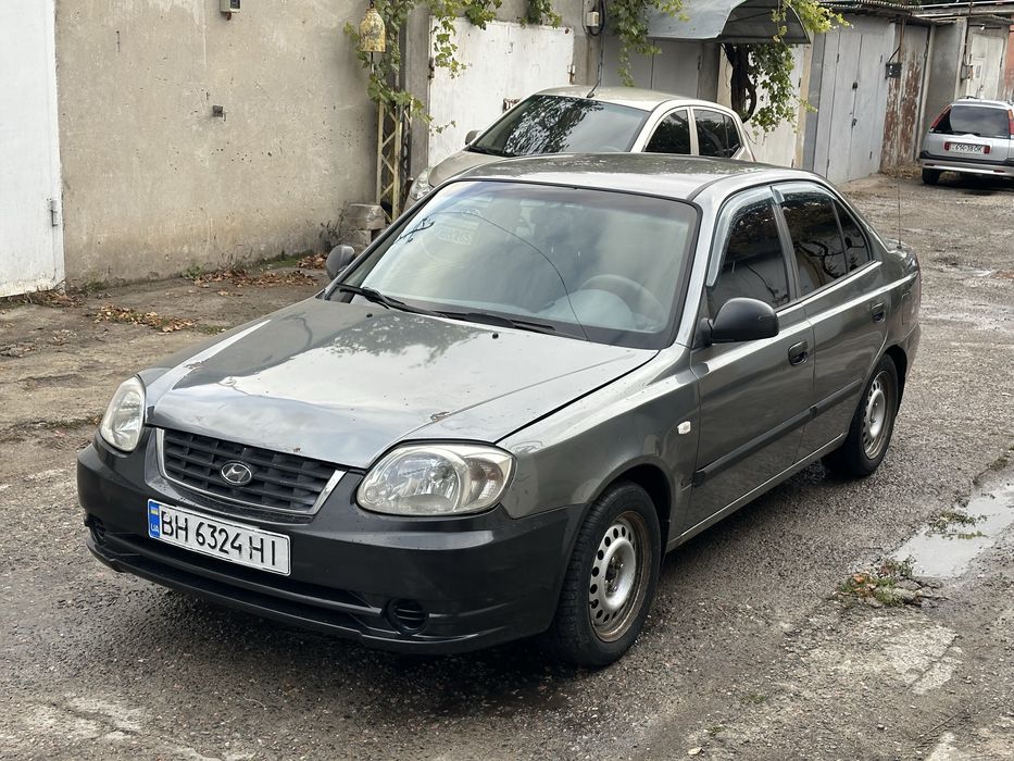 Хундай Акцент 2005 год . Газ бензін