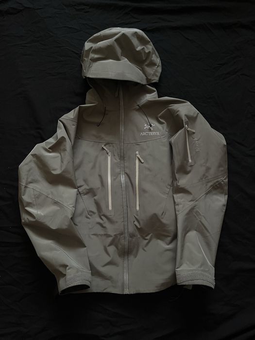 Ветровка Arcteryx alpha sv 7
