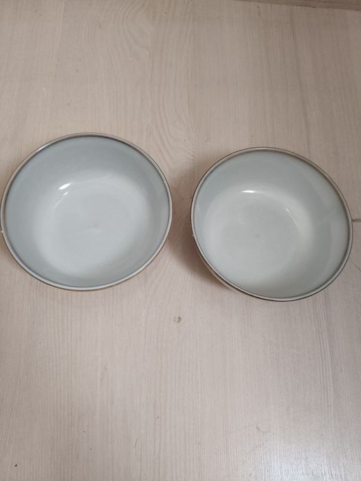 Gladelig ikea zestaw szarych talerzy brązowy rant