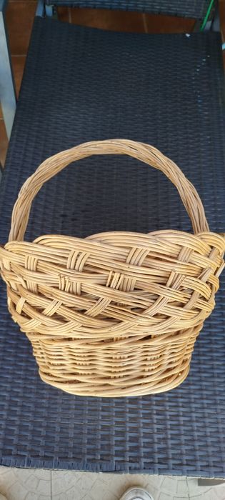 Cesta de verga muito antiga