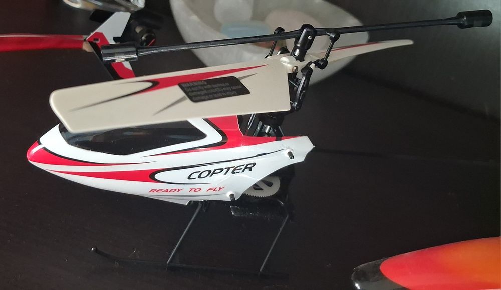 Remote-Controlled Helicopters446277299450030080