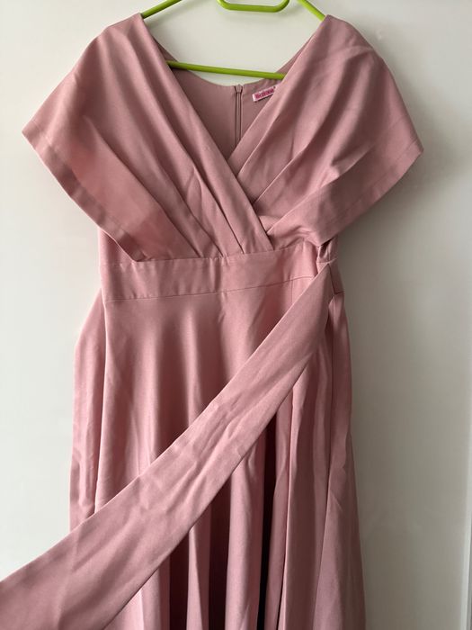 Różowa długa koktajlowa sukienka Bicotone 40