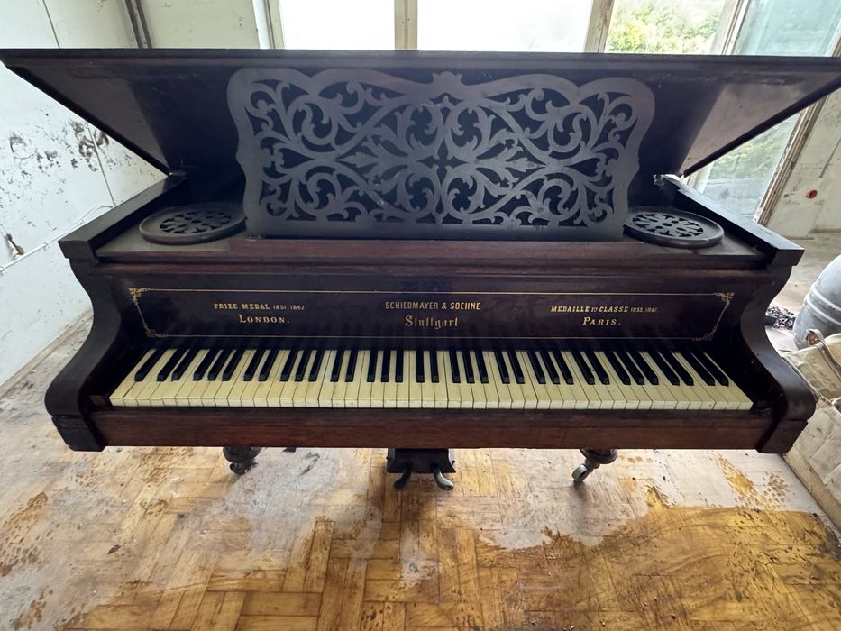 Fortepian Schiedmayer & Soehne Stuttgart do remontu