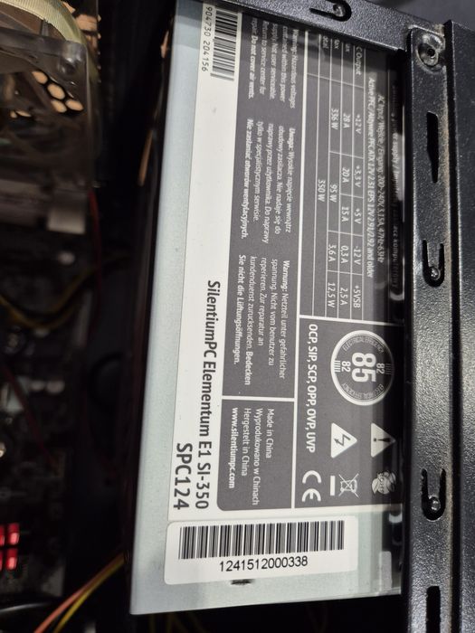 Komputer stacjonarny AMD A8-7650K, monitor BENQ