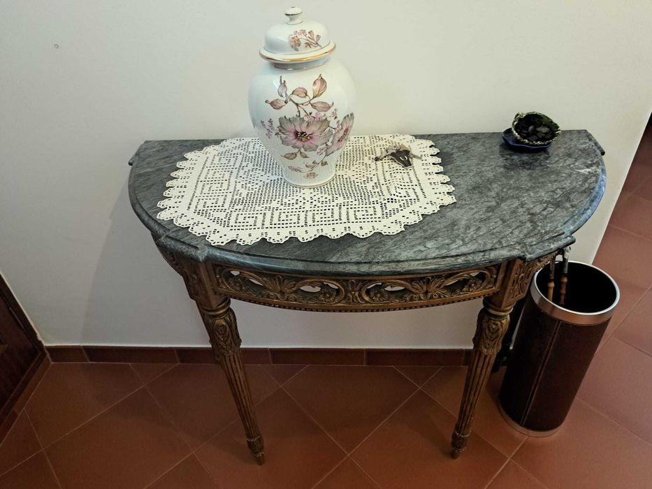 Vintage mesa de entrada