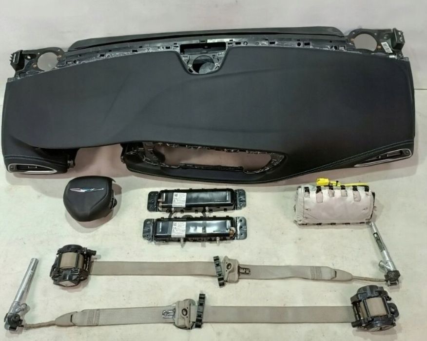 komplet poduszki deska pas pasy chrysler pacifica