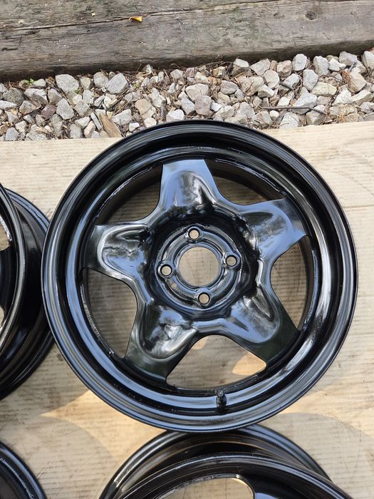 felgi stalowe 16" 4x100 6x16 ET 40 RENAULT CAPTUR CLIO  NISSAN  MICRA  Dacia