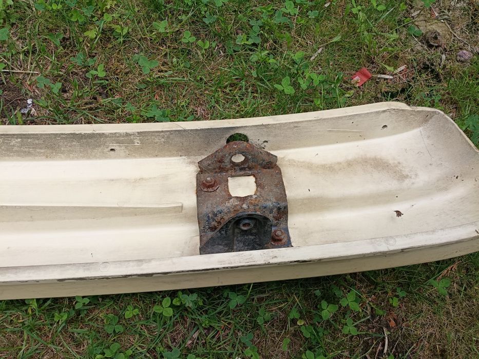 BMW E36 – oryginalne wzmocnienie zderzaka