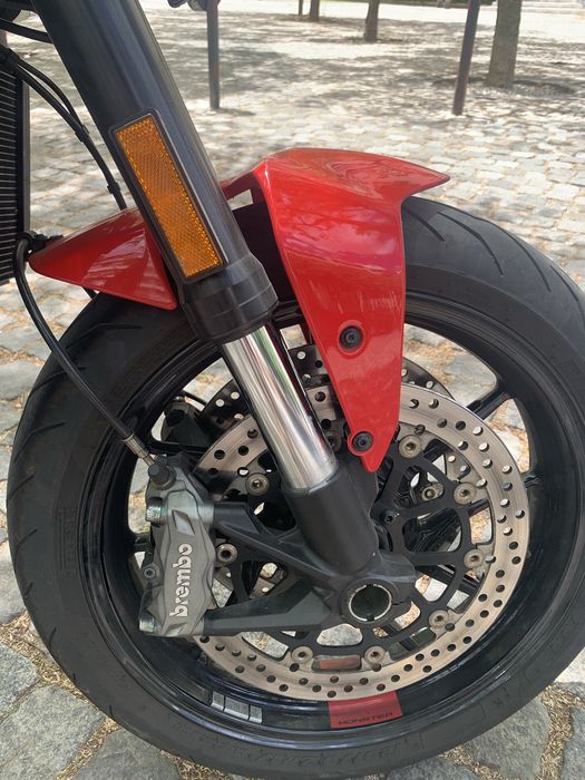 Ducati Monster 2025