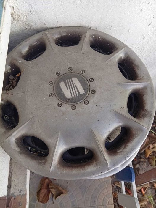 vende-se conjunto de 4 tampões SEAT