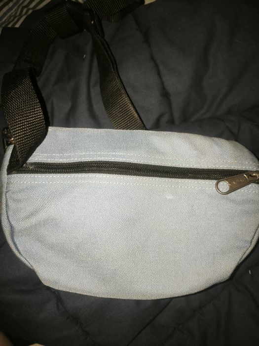 Bolsa de cintura eastpak azul