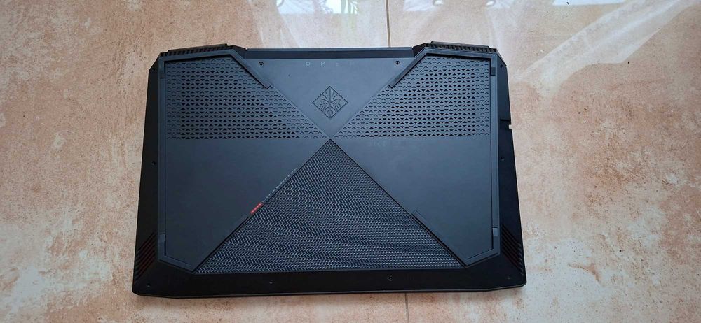 HP OMEN 15 CE061ND - i7-7700HQ/GTX1060/16GB/1TB/W11