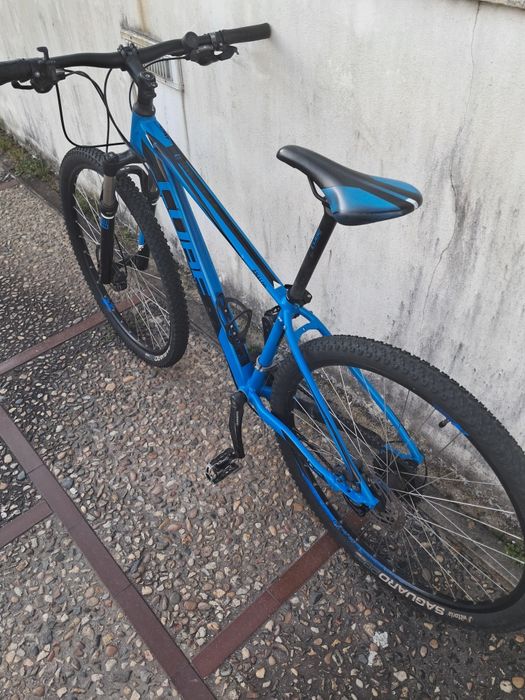 Bicicleta Cube Analog Roda 29