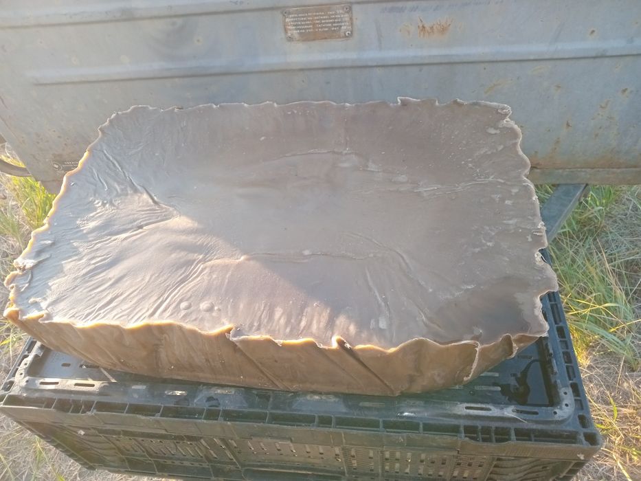 Продам бджолиний віск