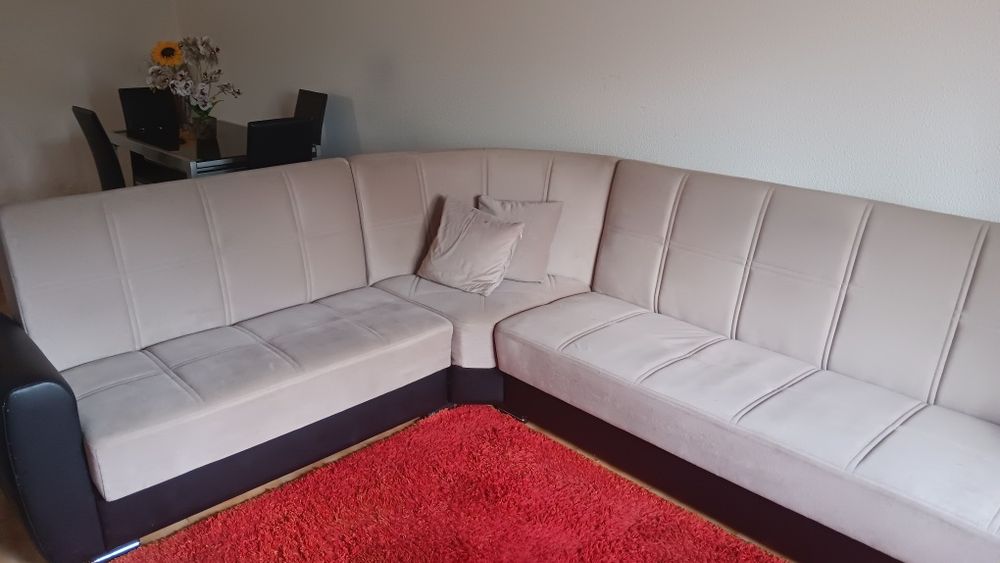 Sofá cama, semi novo
