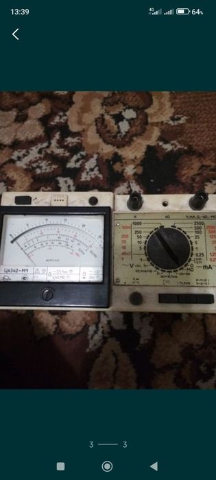 Тестер стрілочний.